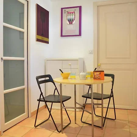 2 Pieces Sur Mer, Centre-ville, Climatise - Fr-1-225c-161 Apartment *